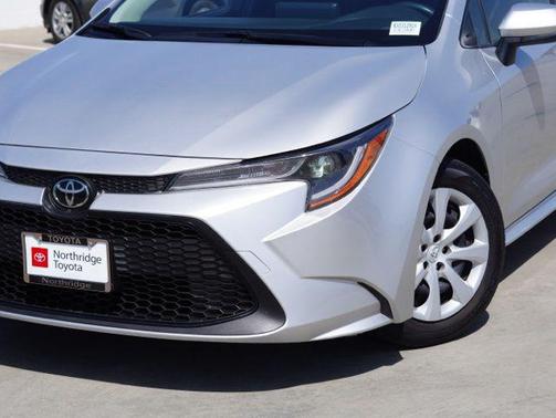 Classic Silver Metallic 2022 Toyota Corolla LE