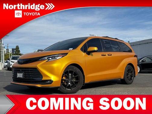 2023 Toyota Sienna Platinum 7 Passenger