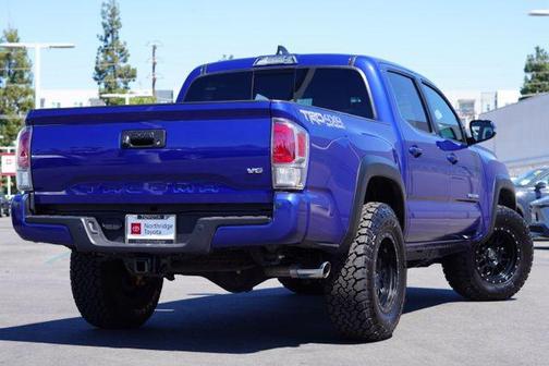 2022 Toyota Tacoma TRD Off-Road