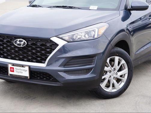 2021 Hyundai TUCSON SE