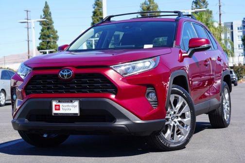 2020 Toyota RAV4 XLE Premium