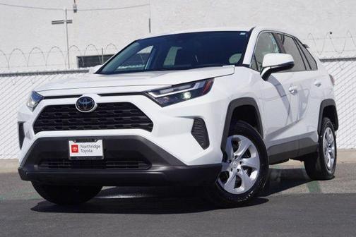 2024 Toyota RAV4 LE