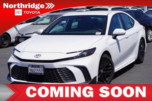 2025 Toyota Camry SE