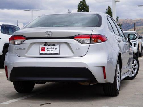 Classic Silver Metallic 2023 Toyota Corolla LE