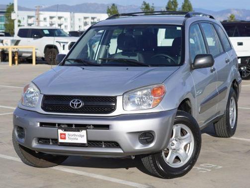 2004 Toyota RAV4 Base
