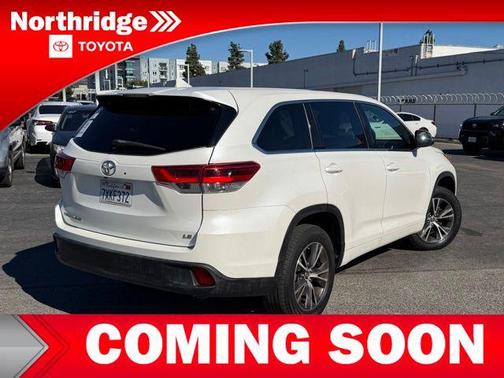 2017 Toyota Highlander LE Plus