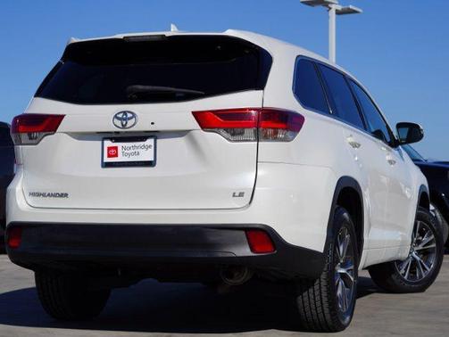2017 Toyota Highlander LE Plus