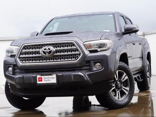 2017 Toyota Tacoma TRD Sport