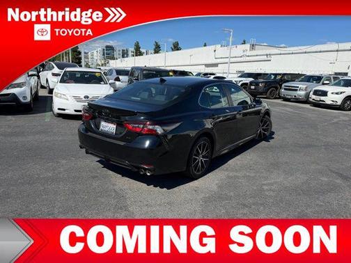 Midnight Black Metallic 2024 Toyota Camry SE