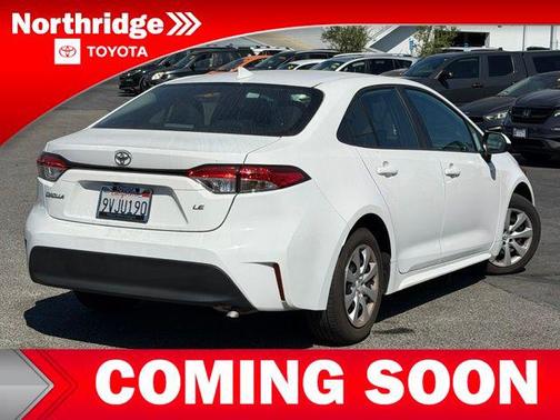 Ice Cap 2025 Toyota Corolla LE