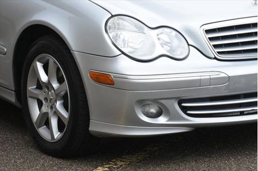 2007 Mercedes-Benz C-Class Base