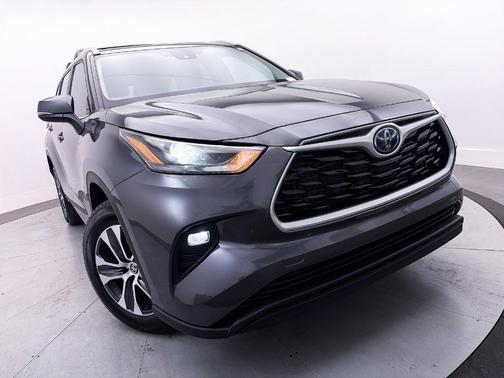 2023 Toyota Highlander Hybrid XLE