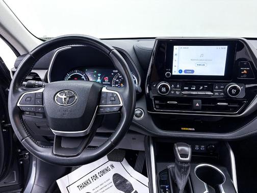 2023 Toyota Highlander Hybrid XLE