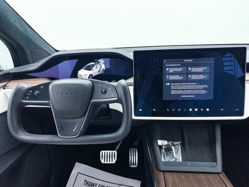 2023 Tesla Model X Base