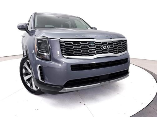Everlasting Silver 2021 Kia Telluride S