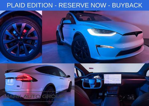 Pearl White Multi 2022 Tesla Model X Plaid