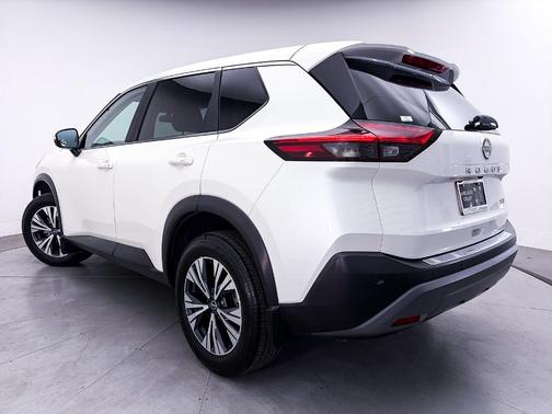 White 2023 Nissan Rogue SV