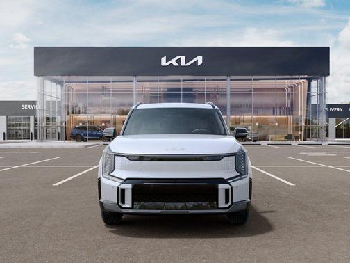 Glacial White Pearl 2026 Kia EV9 GT-Line