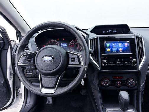 Crystal White Pearl 2019 Subaru Impreza 2.0i Premium