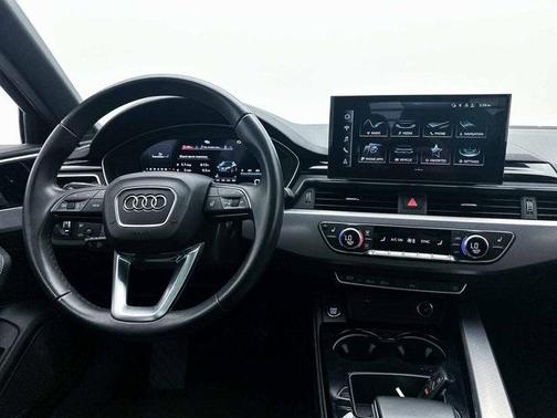 2023 Audi A4 45 S line Premium Plus