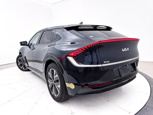 2022 Kia EV6 Wind