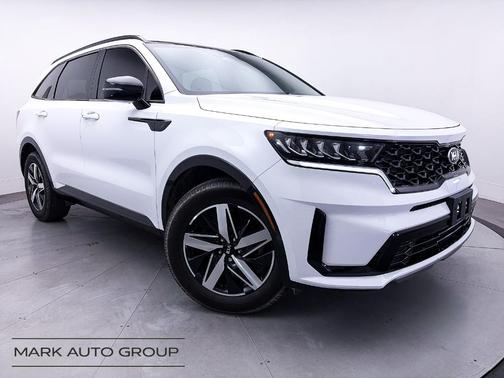 Glacial White Pearl 2021 Kia Sorento S