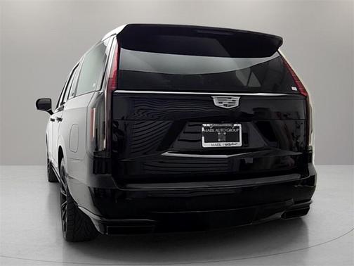 2022 Cadillac Escalade Sport