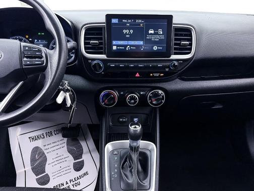2021 Hyundai VENUE SE