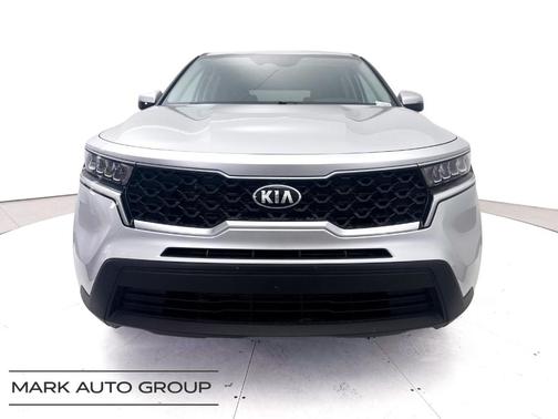 Sparkling Silver 2021 Kia Sorento LX