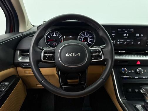 2024 Kia Carnival LX Seat Package