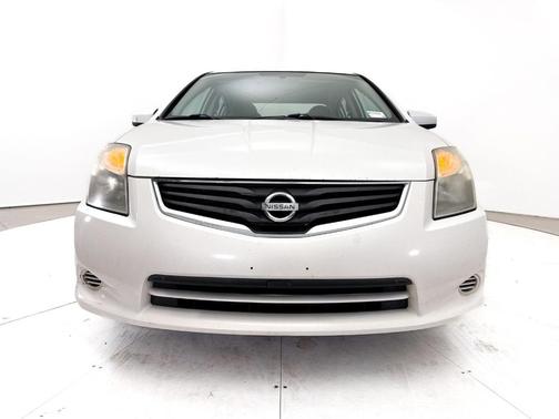 Aspen White Pearl 2010 Nissan Sentra 2.0 S