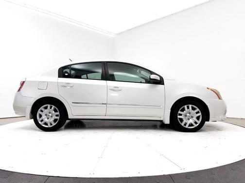 Aspen White Pearl 2010 Nissan Sentra 2.0 S