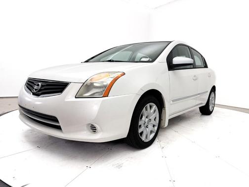 Aspen White Pearl 2010 Nissan Sentra 2.0 S