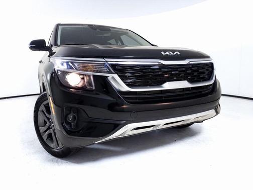 2022 Kia Seltos S
