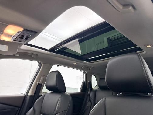 Brilliant Silver Metallic 2021 Nissan Rogue SL