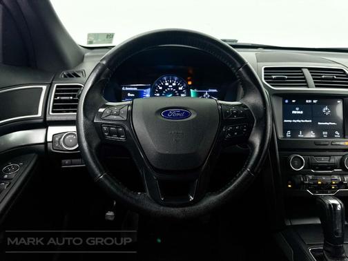 Magnetic Metallic 2017 Ford Explorer XLT