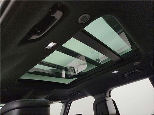 2022 Land Rover Defender 110 XS Edition