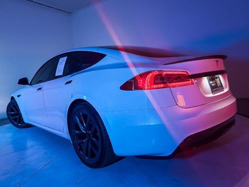 Pearl White Multi 2021 Tesla Model S Plaid