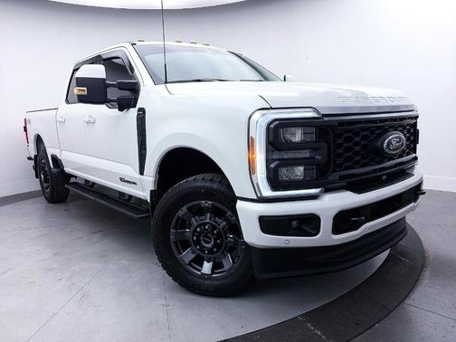 White 2023 Ford F-250 Lariat