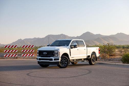 White 2023 Ford F-250 Lariat