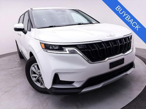 Snow White Pearl 2024 Kia Carnival LX
