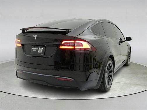 2022 Tesla Model X Base