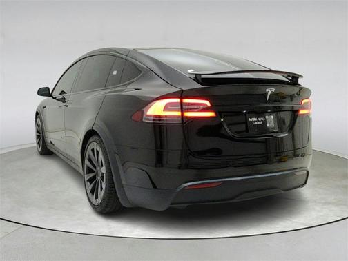 2022 Tesla Model X Base