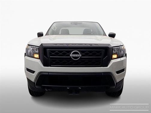 2023 Nissan Frontier S