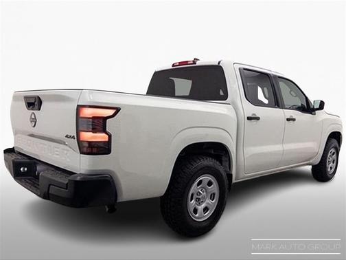 2023 Nissan Frontier S