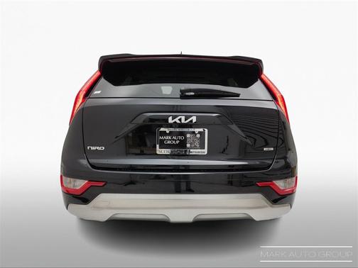 2023 Kia Niro SX