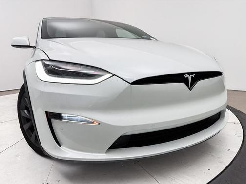 2022 Tesla Model X Plaid
