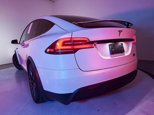 White 2022 Tesla Model X Plaid
