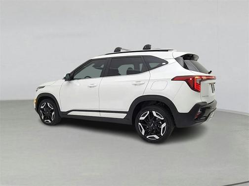 2024 Kia Seltos SX