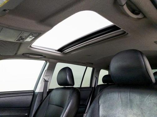 2010 Toyota Highlander SE